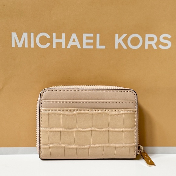 Michael Kors Jet Set Travel Card Case Wallet Exotic Embossed Buff - Picture 2 of 10